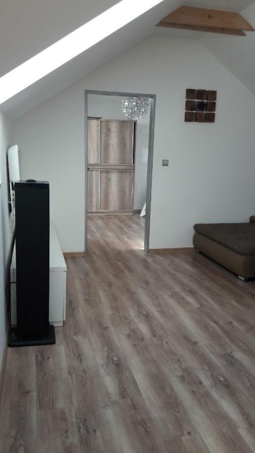 Apartman Za-Ka 1 Ubytovani Litovel Cervenka Exterior foto