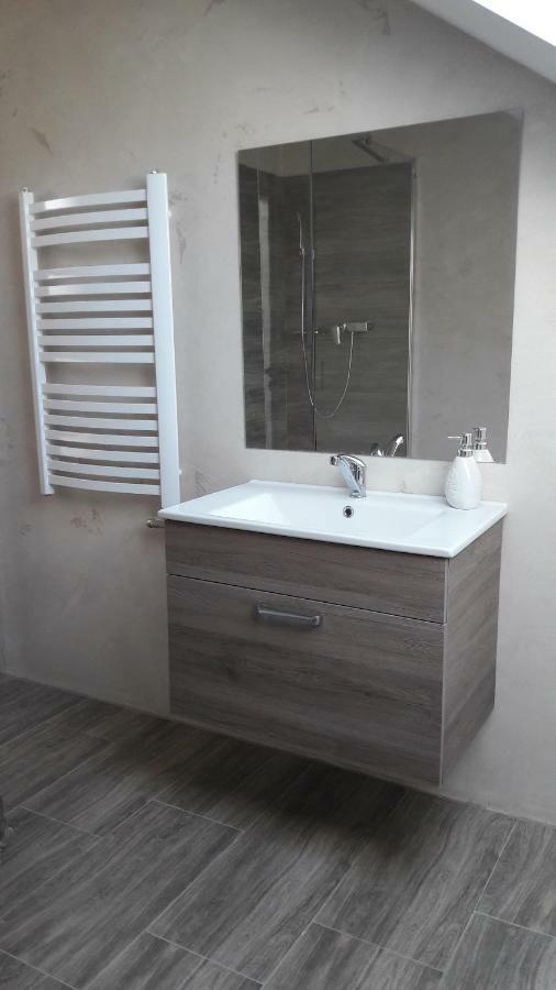 Apartman Za-Ka 1 Ubytovani Litovel Cervenka Exterior foto